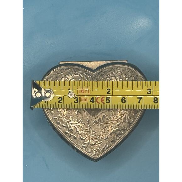 Vtg Silvertone Heart Trinket Jewelry Box Scrollwork Leaves Design Romance Love - Picture 8 of 8